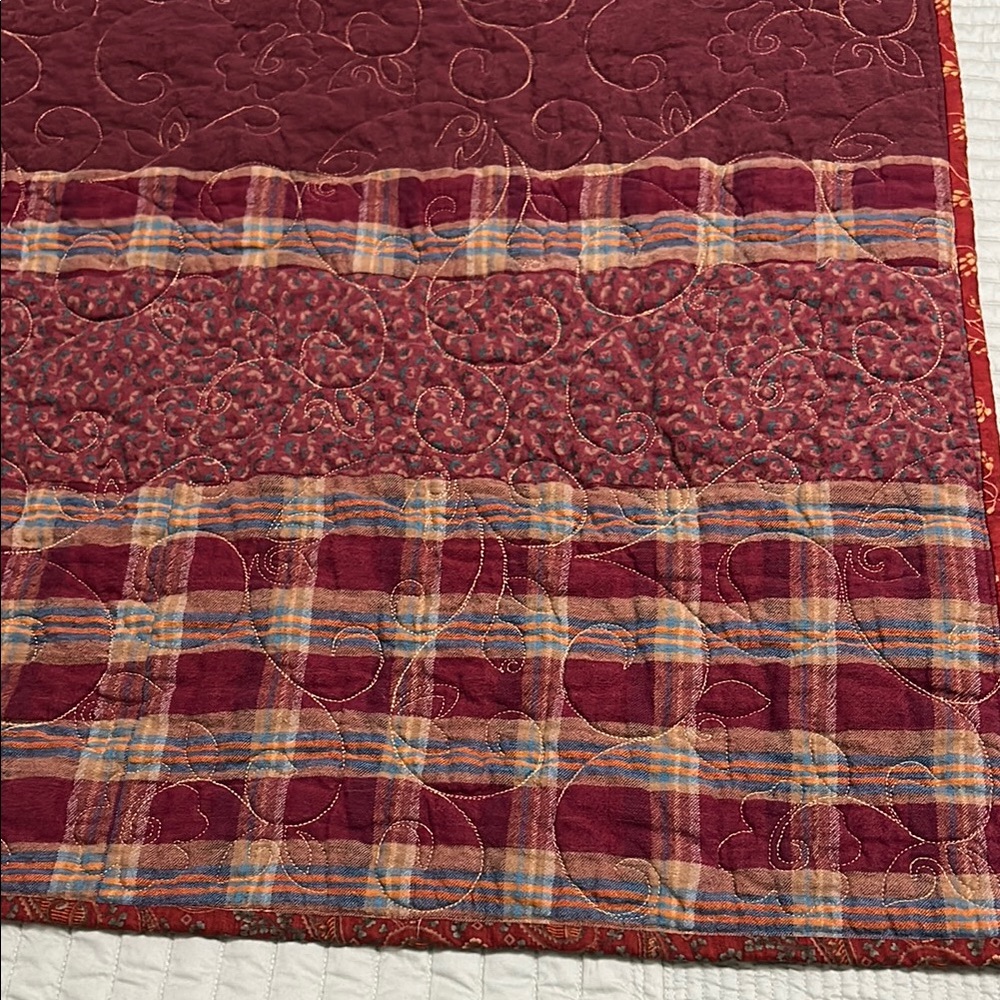Patchwork Quilt with Star Pattern - Multicolor - Picture 9 of 11